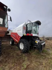 ROSTSELMASH S300 NOVA 340, 2022 года, зерноуборочный комбайн. Комбайн зерноуборочный самоходный ROSTSELMASH S300 NOVA 340; номер: RONVA340001298; марка: ROSTSELMASH; модель: S300 NOVA 340; год выпуска: 2022; государственный регистрационный знак: 1386 УВ 21; рабочий объем двигателя, куб. см…