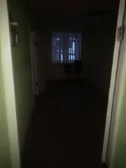 Нежилое помещение 87.3 кв.м в Пермском крае, г. Березники, ул. Пятилетки, д. 79. Встроенное помещение на 1 этаже, кадастровый номер 59:03:0400086:4367. В ЕГРН имеются записи об арестах. Конкурсный управляющий ведет работу по погашению этих записей. В соответствии со ст. 126 Федерального закона от…