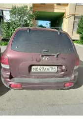 Hyundai Santa Fe 2008 года, VIN X7MSB81VP9M014485. Общее состояние: внешнее удовлетворительное, автомобиль на ходу, заводится исправно. Технические особенности: ходовая часть - требуется замена всех тормозных дисков (значительный износ), свист в левой задней ступице, неисправны все амортизаторы…