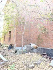 Доли дома 958 кв.м и участка 720 кв.м в Томске. 3194/9583 доли дома и 2400/7200 доли земельного участка по адресу: г. Томск, ул. М. Горького, 39/1. Здание, кадастровый номер 70:21:0200008:1594, площадь 958 кв.м. Земельный участок, кадастровый номер 70:21:0200008:77, площадь 720 кв.м. Доли в натуре…