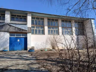 Помещение, площадью 564,6 кв.м Помещение, кадастровый номер 18:06:044001:640, 1975 года постройки, площадью 564,6 кв.м. 
Год ввода в эксплуатацию: 1975 
Кадастровый номер объекта недвижимости (здания, сооружения), в пределах которого расположено помещение:  
Общая площадь: 564.6 
Кадастровый номер…