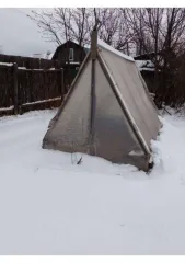 Здание 24,2 кв.м и земельный участок 629 кв.м, Свердловская область. Земельный участок пл. 629 кв.м с кн 66:56:0401010:154 по адресу Свердловская область, муниципальный округ город Нижний Тагил, город Нижний Тагил, территория СК N6 ОС ПО "Уралвагонзавод" им. Ф.Э. Дзержинского, улица 9-я Бригада…