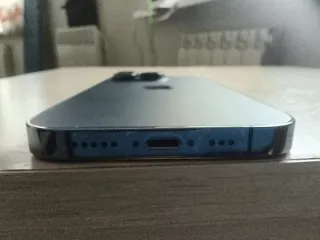Сотовый телефон IPHONE 14 PRO фиолетового цвета,имеются царапины на экране Сотовый телефон IPHONE 14 PRO фиолетового цвета,имеются царапины на экране 1 Штука (шт) 
Назначение: godnie_ostatki 
Вид оборудования: Телефоны 
Состояние объекта (новое, б\у): Б/У 
