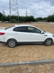 Kia Rio 2017 автомобиль марки Kia модель Rio 2017 г.в. VIN-номер Z94CB41BBHR456475, ознакомление с имуществом – по согласованию с организатором торгов.