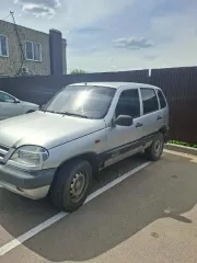 Chevrolet Niva 2006, легковой автомобиль (универсал), Chevrolet Niva Р819УС48. Вид транспорта: Chevrolet Niva, год выпуска 2006, государственный регистрационный знак: р819ус48, VIN номер: Х9L21230060113422, марка: шевроле нива, модель: шевроле нива.