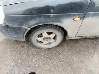 Легковой автомобиль, марка: ВАЗ 21703, модель: Лада Приора, год изготовления: 2007, VIN: ХТА21703070043707, г/н: О706РЕ33. Транспортное средство на ходу, есть проблемы с двигателем.