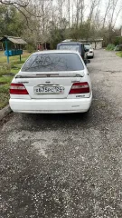 Nissan Bluebird 2000, год выпуска: 2000, цвет: белый. Мощность двигателя: 145 л.с. (106.6 кВт). Номер кузова: HU14631807. Идентификационный номер (VIN) и номер шасси отсутствуют.