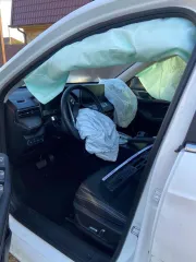 Haval Jolion 2023. Марка и модель: Haval Jolion; 2023 года выпуска; номер двигателя: 23499060668; VIN: LGWEE4A56RK623088. Находится в залоге у «Азиатско-Тихоокеанский Банк» (АО). Техническое состояние: повреждения колёс (шин), элементов ходовой части, стекол, фар, указателей поворота, стоп-сигналов…