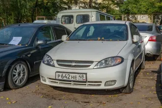 Chevrolet Lacetti 2011 Легковой автомобиль, марка, модель ТС: CHEVROLET, KLAN (J200/Chevrolet Lacetti), 2011 года выпуска, идентификационный номер (VIN): XUUNF486JB0021863; модель и номер двигателя – F16D3  9429061, цвет кузова – белый по адресу: Липецкая обл., г. Липецк, ул. 9 Мая, д.20а…