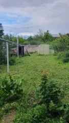 Земельный участок, площадь 312,9 кв.м., кадастровый № 74:33:0116006:81 По адресу: Челябинская обл., г. Магнитогорск, ул. Пекинская, д.46 и 
1/2 доли в праве общей долевой стоимости на жилой дом, площадью 105,3 кв.м, кадастровый № 74:33:0116006:152 По адресу: Челябинская обл., г. Магнитогорск, ул…
