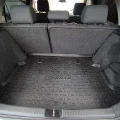 Toyota Corolla 2003 года выпуска. VIN: SB1KZ22EX0E074066.