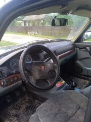 ГАЗ 31105 2007 года, VIN X9631105071400567, государственный регистрационный знак Р539ВХ186. Имущество приобретено в период брака и зарегистрировано на имя супруга должника.