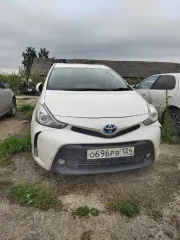 Toyota Prius, 2015. Автомобиль Toyota Prius, г/н О696РВ124, 2015г.в., № кузова ZVW413401107, отсутствует высоковольтная батарея, элементы салона, данный автомобиль использовался в такси, рабочее состояние не проверялась. Данное имущество обращено в доход государства, находится в г. Уяр (документы и…