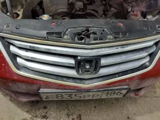 Honda Accord, 2008 года, 201 лс, 300000 км еще Легковой автомобиль: HONDA ACCORD, год изготовления: 2008, легковой седан, г/н: Е835РР186, цвет: красный, VIN: JHMCU26609C209346, ПТС 54 НТ 829469, СТС 99 58 795077 (Авто не на ходу)