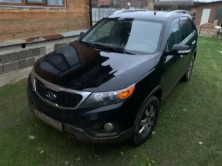 Kia Sorento 2010 года, модель XM, VIN KNAKU811DB5128031.