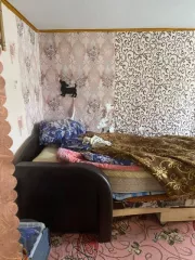 Земельный участок площадью 530 кв.м. кадастровый номер 35:28:0102018:72, 162030, Российская Федерация, Вологодская обл., Грязовецкий р-н, д. Юрово, с расположенными на нем 
Жилым помещением (садовым домиком),
Баней и
Хозяйственными постройками (строения расположенные на земельном участке не…