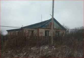 Дом 69,7 кв.м. и участок 4100 кв.м., Пензенская область. Жилое здание, площадь: 69,7кв.м., кадастровый номер: 58:08:0600401:162 и земельный участок, площадь: 4 100кв.м., категория земель: Земли населенных пунктов, разрешенное использование: Для ведения личного подсобного хозяйства, кадастровый…
