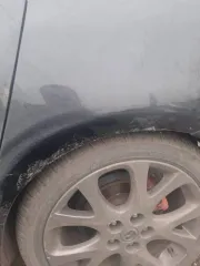 Mazda 3 2005 года выпуска, черный цвет. VIN: JMZBK12Z561296176, госномер: М815АС126. Мощность двигателя 77 л.с. (105 кВт), рабочий объем 1598 куб. см.