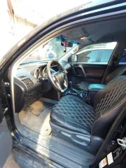Toyota Land Cruiser Prado 2013 года, 173 лс, 291000 км, полный привод, АКПП. VIN: RUTBH8FJ9D0002681. Неисправна коробка передач. Состояние салона и кузова на фотографиях. Более подробное техническое состояние выясняйте самостоятельно в ходе осмотра.