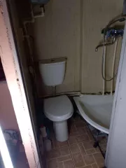 Жилое помещение, площадь: 16,2 кв.м., кадастровый номер: 30:12:030650:1864
Адрес (местонахождение): Астраханская область, городской округ город Астрахань, город Астрахань, улица Безжонова, дом 92, квартира 93,