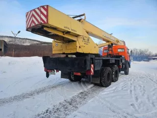 Автокран модель КС-55713-1, г.в. 2002, vin X8955713120AL1618, цвет оранжевый, в рабочем состоянии. Расположенный по адресу: г. Мурманск, район Росляково, территория 195 РАВ. По итогам торгов по данному лоту победитель производит оплату за имущество по цене, увеличенной на сумму НДС (20 %).  Должник…