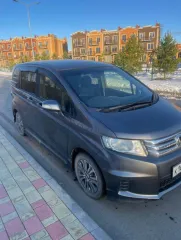 Автомобиль Honda Freed Spike 2012 года выпуска, 118 л.с., пробег 122000 км. Кузов № GB31420888.