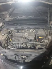 Mazda 3 2005 года выпуска, черный цвет. VIN: JMZBK12Z561296176, госномер: М815АС126. Мощность двигателя 77 л.с. (105 кВт), рабочий объем 1598 куб. см.