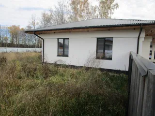 Дом 134 кв.м и земельный участок 1033 кв.м в Тюменской области. Жилой дом (общая площадь: 134 кв. м. Адрес: Тюменская область, Тюменский муниципальный район, Переваловское МО, д. Зубарева, ул. Посадская, д. 6. Кадастровый номер: 72:17:1908001:3340) и земельный участок (общая площадь: 1033 кв. м…