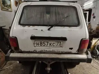 ВАЗ 2121 1982 ВАЗ 21213 1982 ВАЗ 2121 (4x4), 1982 года, 75 лс, 230000 км, полный привод. Легковой универсал ВАЗ 21213, 1982 г.в., цвет кузова: ярко-белый, VIN: отсутствует, рег. номер: Н857КС73.