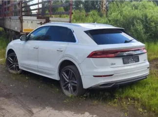 Audi Q8, 2018 года, 340 лс, 190 000 км, полный привод, АКПП еще Автомобиль – легковой универсал АУДИ Q8  AUDI Q8 , VIN: WAUZZZF11KD012619, год выпуска: 2018 г., цвет: белый, гос.рег.№Т163ЕС76, обеспечен залогом в пользу АО «ОТП Банк», имеет технические проблемы