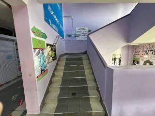 Доля 13789/298100 в праве на нежилое здание рынка площадью 3070,9 кв.м., кадастровый номер 38:35:010235:185, и доля 7085/157800 в праве на земельный участок площадью 1578 кв.м., кадастровый номер 38:35:010235:15, расположенные по адресу: РФ, Иркутская область, г. Зима, пер. Коммунистический, д. 4…