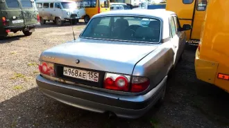 ГАЗ-31105 2008 транспортное средство: ГАЗ-31105; тип ТС: легковой, идентификационный номер: Х9631105081411089; паспорт транспортного средства: 52 МР 668905 от 12.02.2008; шасси (рама) №: отсутствует; кузов №: 31105070179577; цвет кузова: сильвер; регистрационный знак: А 968 АЕ 55 вид транспорта…
