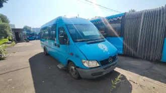 Автобус Mercedes-Benz 223206 (VIN Z7C223206G0006988). Марка: Mercedes-Benz. Модель: 223206. ПТС: 52 ОМ 310630. Пробег: 155649. Объем двигателя: 2148.0. Год выпуска: 2016. Назначение: pryamie.