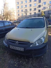 Автомобиль Peugeot 307, VIN: VF33EKFUB83361371, 2003 г.в., цвет: золотистый, 88 л.с. КПП  1 скорость включается через раз с заеданием , сломан кронштейн крепления тросиков сцепления , сломана пружина передняя правая, не работает спидометр, не работают датчики АВС , течь бензобака , запах бензина в…