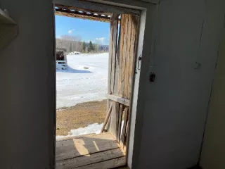 Пермский край, Октябрьский городской округ, д. Адилева, ул. Школьная, д. 7 Нежилое помещение, кадастровый номер 59:27:0521001:482, назначение: нежилое, площадь 39 кв. м, по адресу: Пермский край, Октябрьский городской округ, д. Адилева, ул. Школьная, д. 7 
Общая площадь: 39 
Кадастровый номер…