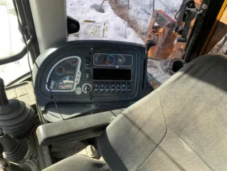 Экскаватор-погрузчик 4СХ-4WS-SM, 2011 г.в., цвет: желтый, зав.№ JCB4CXSMV02008163, двигатель SB320/40345U103421.