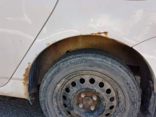 Легковой автомобиль, марка: Lifan, модель: 214813, год изготовления: 2011, цвет: Белый, VIN: X9W214813B0017361. Авто на ходу, требуется замена вентилятора, машина греется, имеются сколы и ржавчина по кузову, трещина на бампере.