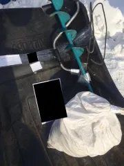 Godnie ostatki, 22 позиции. Металлические ванна и крюк, ледобуры, сани, навигатор Garmin, лодки, весла, сиденья, чехол, моторы Yamaha, насос. Продается в том виде, комплектности и состоянии, в каком оно есть. За скрытые дефекты имущества продавец ответственности не несет. Проданное имущество обмену…