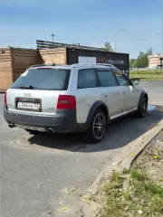 Audi Allroad 2000 года, универсал, VIN: WAUYP64B31N044475, серебристый, объем 2671 см³, мощность 184 кВт/250 л.с., госномер Е346КВ53. Является предметом залога.