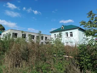 Курган, ул. Техническая, д. 15 Здание, кадастровый номер: 45:25:080301:132, площадь: 1058,3 кв.м., здание, кадастровый номер: 45:25:080301:2204, площадь: 1158,7 кв.м., нежилое здание склада, кадастровый номер: 45:25:080301:90, площадь: 64,7 кв.м., земельный участок, категория земель: земли…