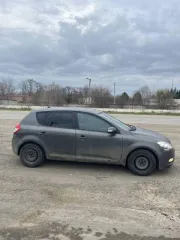 Kia Ceed 2011 Kia Ceed, 2011 года, 122 лс, 206057 км, АКПП еще транспортное средство марки KIA ED (CEED), 2011 года выпуска, VIN: XWEHC512BC0010292