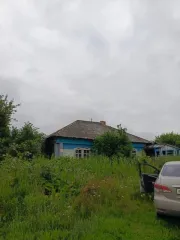 Доля дома 50,2 кв.м и участка 1599 кв.м, Томская область. 1/3 доля жилого дома и земельного участка, площадь дома: 50,2 кв.м., кадастровый номер дома: 70:16:0301001:459, площадь земельного участка: 1599+/-35 кв.м., кадастровый номер: 70:16:0301001:77, адрес: Россия, Томская область, Шегарский…