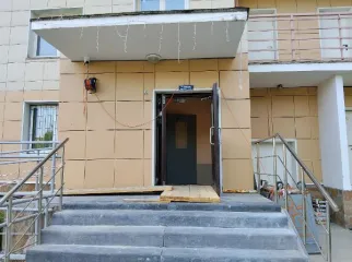 Жилое помещение, 88.5 кв. м, г. Москва, п. Кокошкино, дп. Кокошкино, ул. Ленина, д. 12, кв. 85, общей площадью 88,5 кв. м (этаж № 7), кадастровый номер: 77:18:0171106:372. Вид жилого помещения: Жилое. Общая площадь: 88.5
