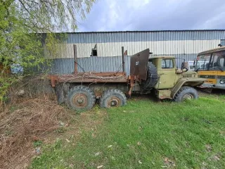 Автомобиль Урал 5557 Автомобиль Урал 5557, 1990 года выпуска, двигатель № 994869, шасси (рама) № 0202880, цвет зеленый, регистрационный знак А 391 КТ 
Назначение: Лесовоз 
Марка: УРАЛ 5557 
Год выпуска: 1990 
Модель: УРАЛ 5557 
VIN (заводской) номер: н/у 
