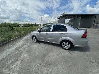 Chevrolet Aveo, 2007 года, 93,9 лс, 285 680 км, АКПП. Автомобиль марки Шевроле Авео модель CHEVROLET AVEO, 2007 г.в. VIN номер KL1SA697J8B088163. Имущество обременено залогом Банка ВТБ (ПАО). Визуальных дефектов по кузову нет, требуется замена кнопки на селекторе, требуется замена одного фиксатора…