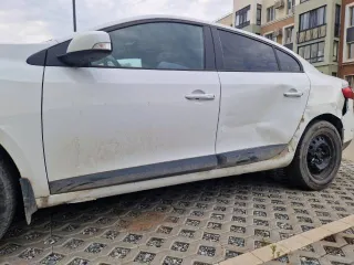 Renault Fluence 2012 года, 106 лс, 255000 км, VIN номер: VF1LZBR0547841136