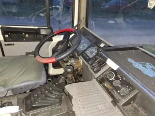 Volvo FL6, VIN YV2E4C4AXXB234357, шасси №D5B208010, кузов №YV2E4C4AXXB234357, цвет белый, 1999 г.в.