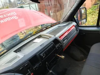 Грузовой автомобиль ГАЗ 2705 2012 года выпуска, VIN X96270500C0721745. Двигатель 2 997 см³. Состояние удовлетворительное. Имеются неполадки с кулисой коробки передач, заводится сложно, не с первого раза, сел аккумулятор. Автомобиль не эксплуатируется в данное время в связи с поломками.