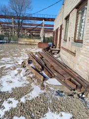 Право заключения договора купли-продажи движимого имущества: лом черных и цветных металлов в составе: металлолом (лом черных металлов 3А, пилорама Р63-4Б) 4497 кг; металлолом (лом черных металлов 5А, подвесная кран-балка) 1160 кг; металлолом (лом цветных металлов медь, подвесная кран-балка) 2.1 кг…