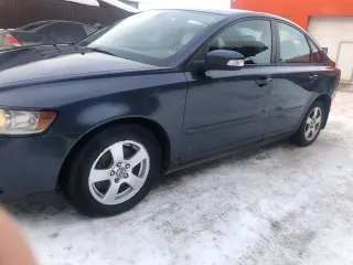 Volvo S40 2008, автомобиль марки Volvo модель S 40 2008 г.в., VINномер YV1MS204282391496. С имуществом и документами можно ознакомиться в рабочее время с 10 до 16 часов по адресу: г. Екатеринбург, ул. М.Сибиряка, 101, оф. 16.07, справки по тел.: 8(343)3859916. Имущество находится в г…